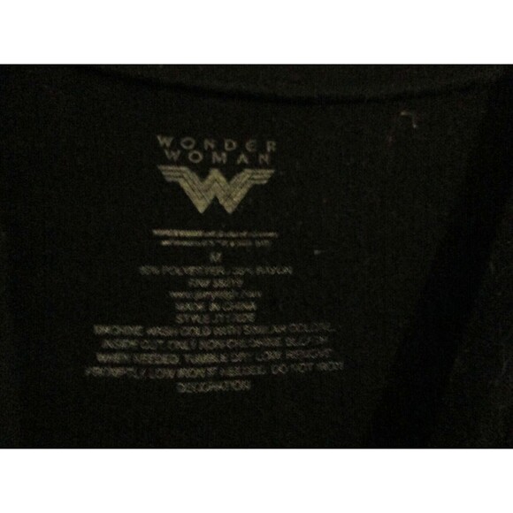 Wonder Woman Black Soft Stretchy Short Sleeve T-Shirt Women's Size Medium Tee To - Picture 3 of 4
